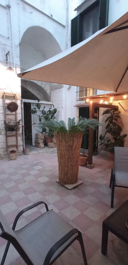 Palazzo Saraceno Apartments-Antico Rifugio Tarente Extérieur photo