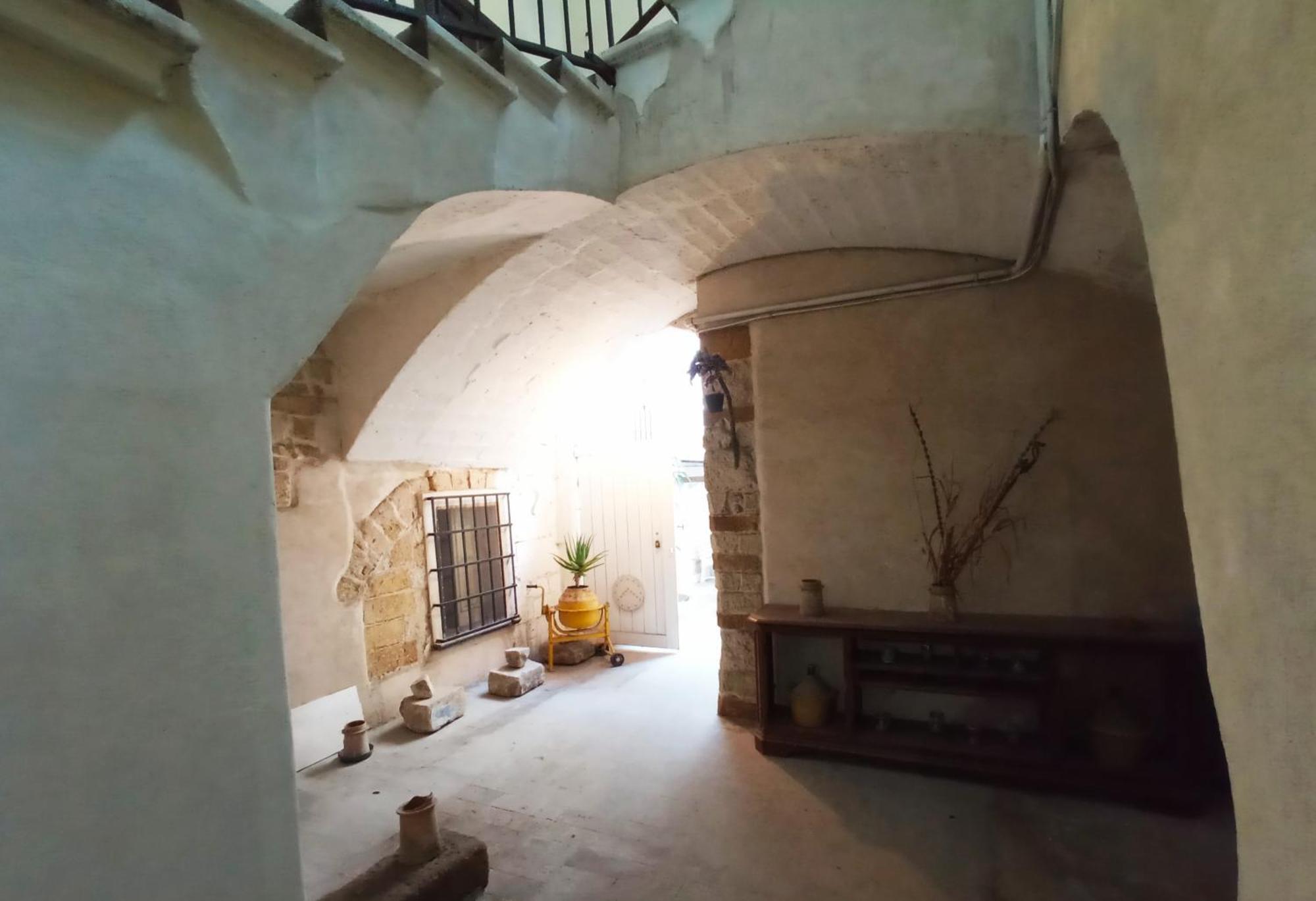 Palazzo Saraceno Apartments-Antico Rifugio Tarente Extérieur photo